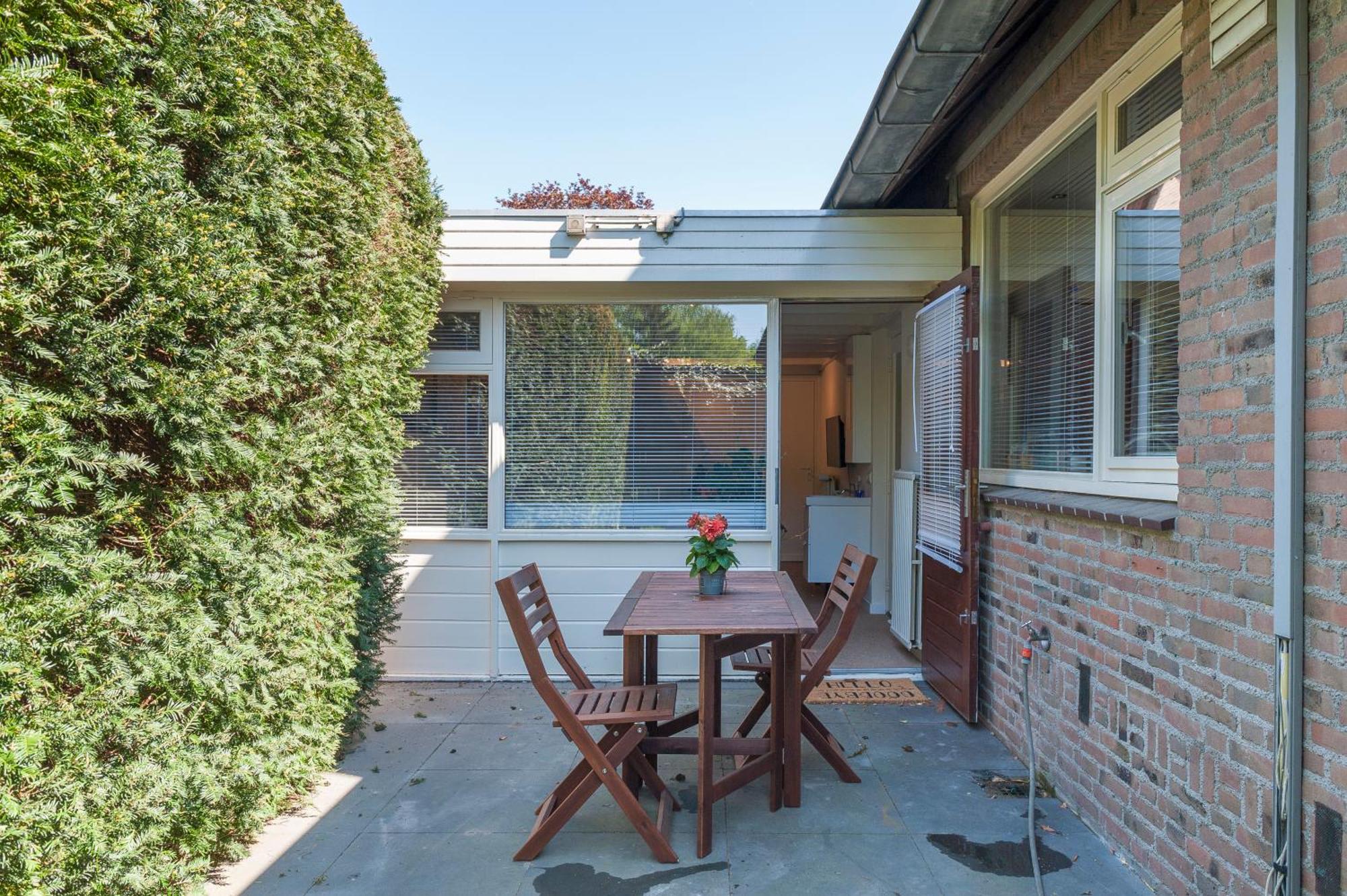 Backroom In Villa With Private Garden Very Near Centre And Tue Eindhoven Exterior photo